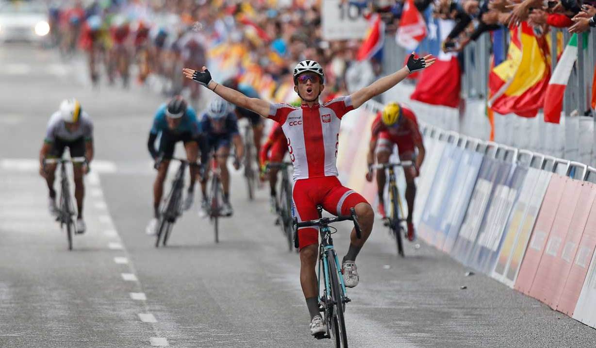 Michal Kwiatkowski wins the elite mens world championship road race