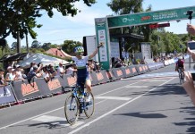 Amanda Spratt winning the 2016 Australian road race title