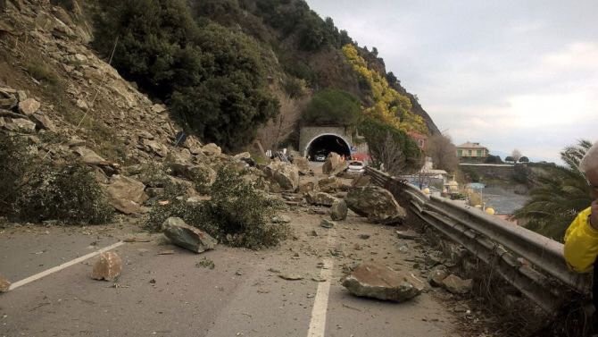 Milan-San Remo A landslide on course forced a diversion
